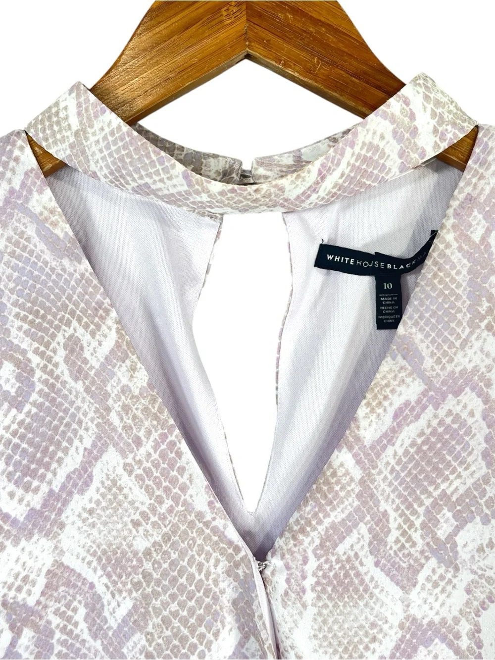 White House Black Market Python Choker Sleeveless Top in lilac Size 10 - Picture 5 of 7